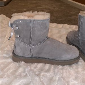 Light Grey Bailey Bow Uggs